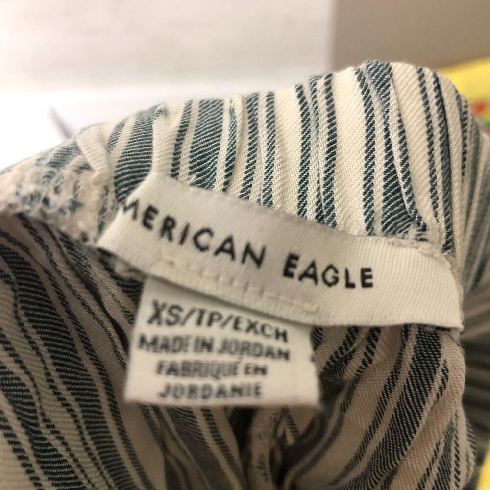 American Eagle Women's XS Striped Ruffle Runner Short Elastic Waist Casual - Picture 4 of 4
